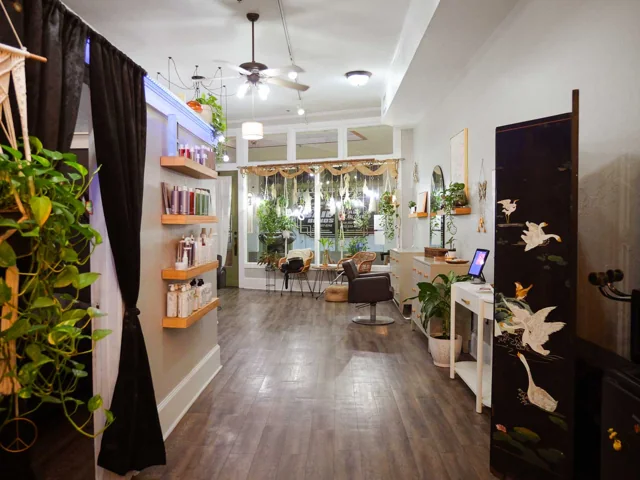 The light-filled styling floor at Kelley Ann Brackett Salon